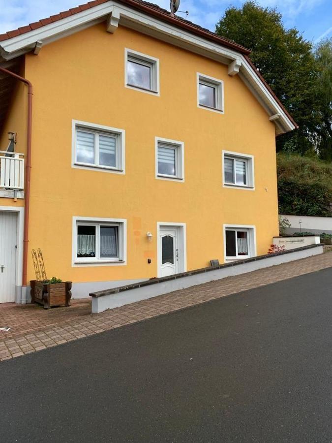 Ferienwohnung Sonnigesüdeifel Seffern Exterior foto