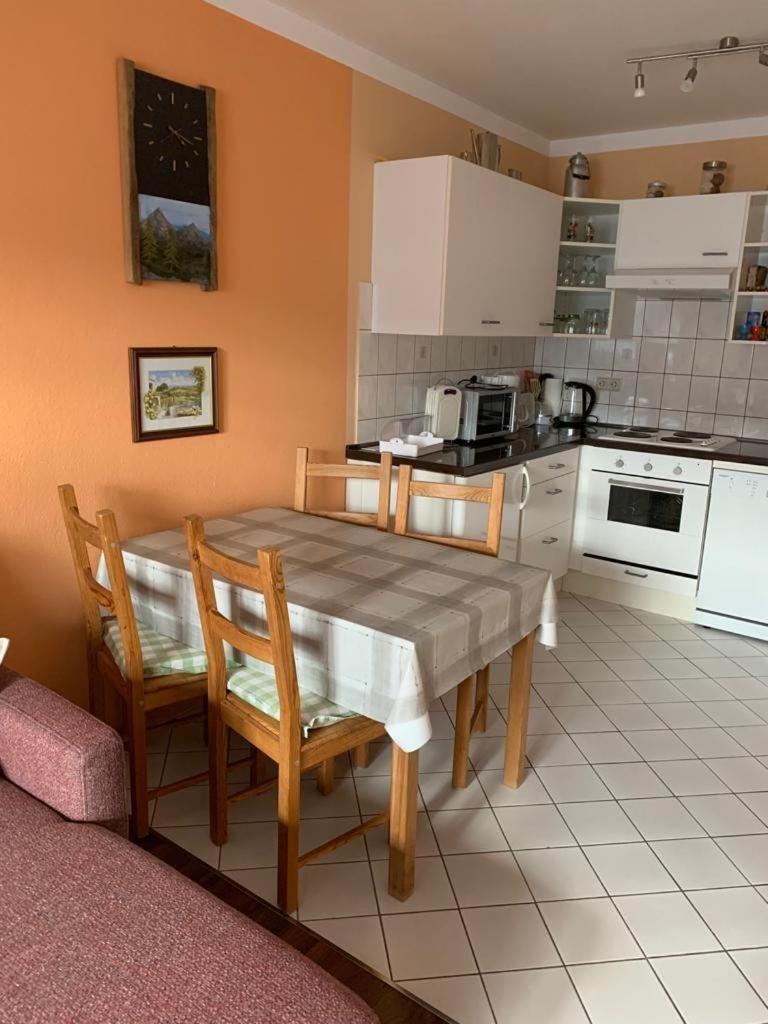 Ferienwohnung Sonnigesüdeifel Seffern Exterior foto